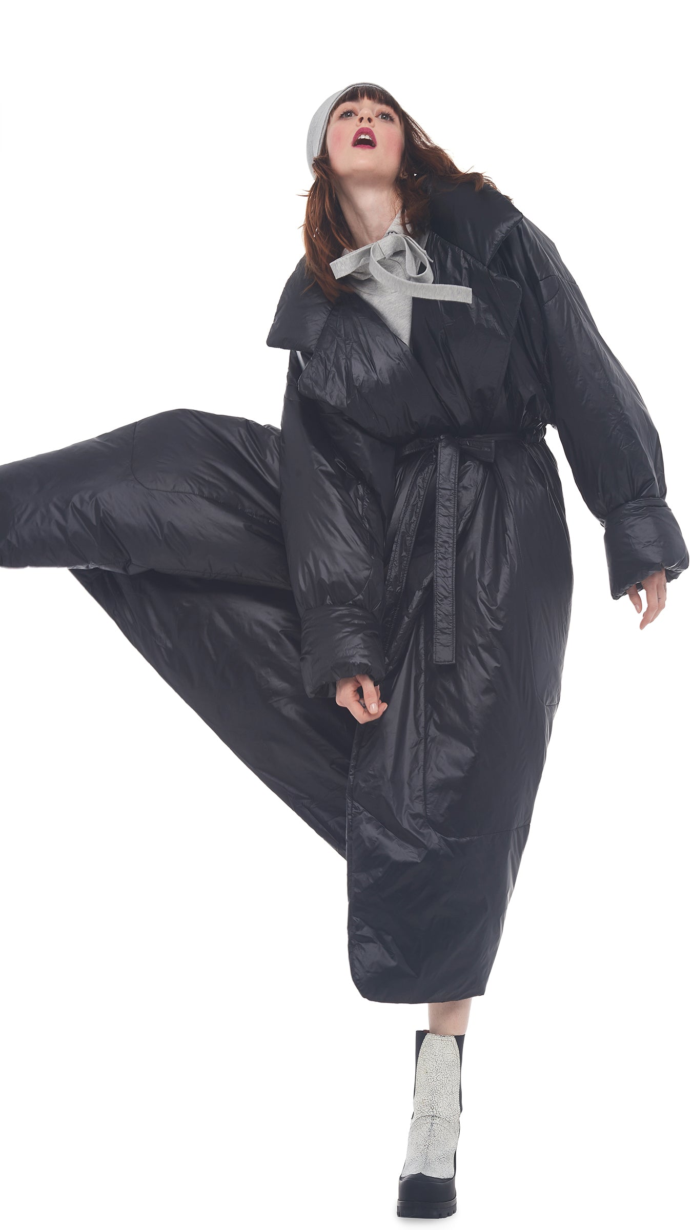 OVERSIZED SLEEPING BAG COAT Black | Norma Kamali Women
