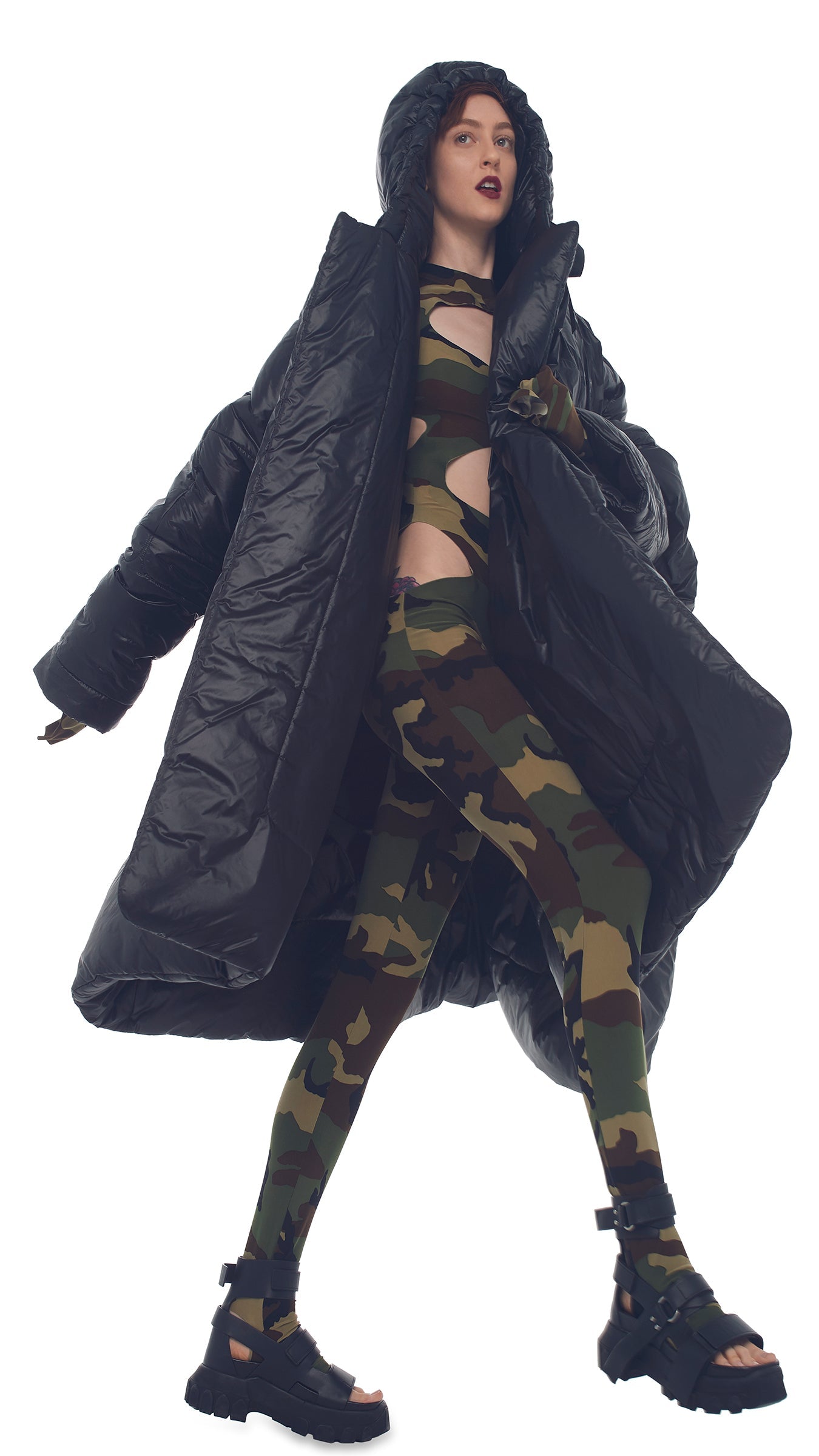 HOODED BLANKET SLEEPING BAG Black | Norma Kamali Women