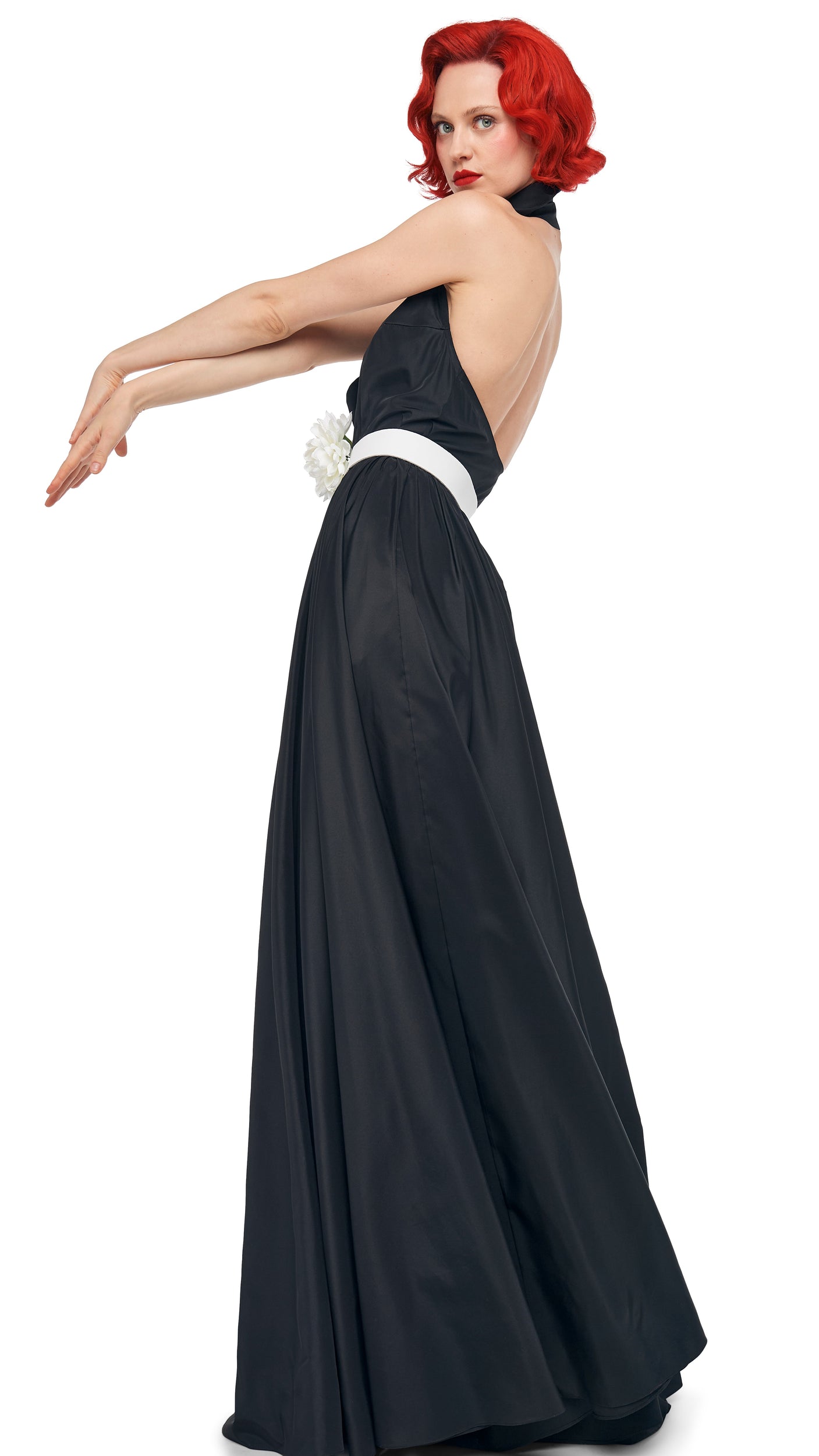 NK HALTER FLARED GOWN Black | Norma Kamali Women