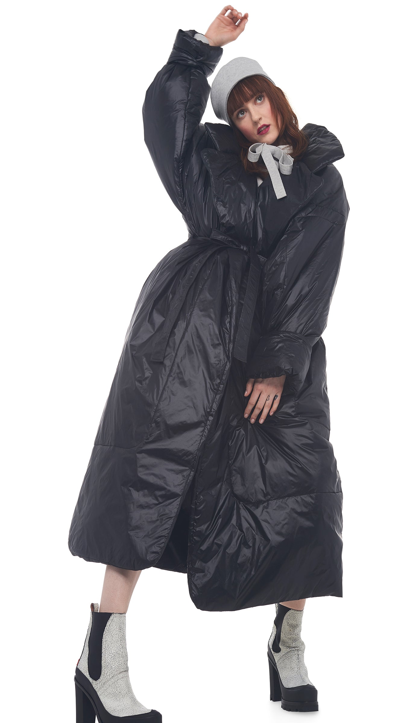 OVERSIZED SLEEPING BAG COAT Black | Norma Kamali Women