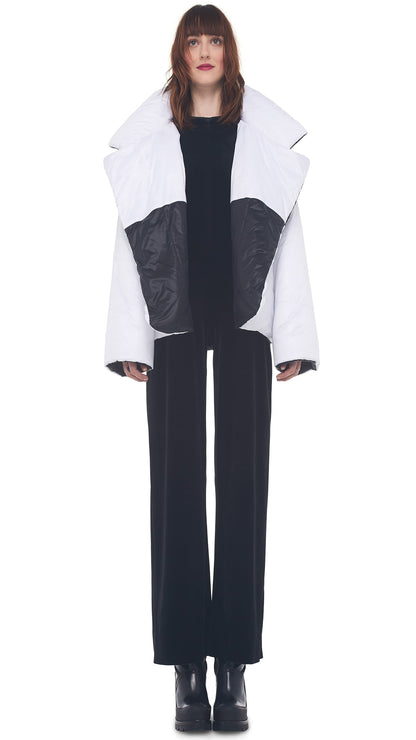REVERSIBLE SLEEPING BAG JACKET Black/White | Norma Kamali Women