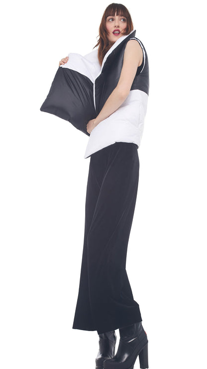 REVERSIBLE SLEEPING BAG VEST Black/White | Norma Kamali Women