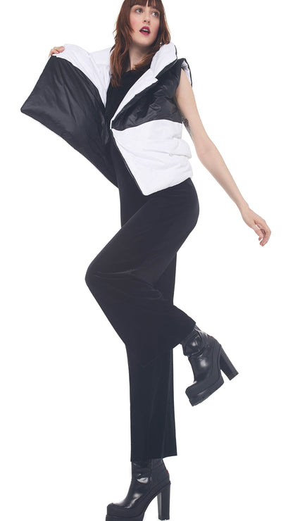 REVERSIBLE SLEEPING BAG VEST Black/White | Norma Kamali Women