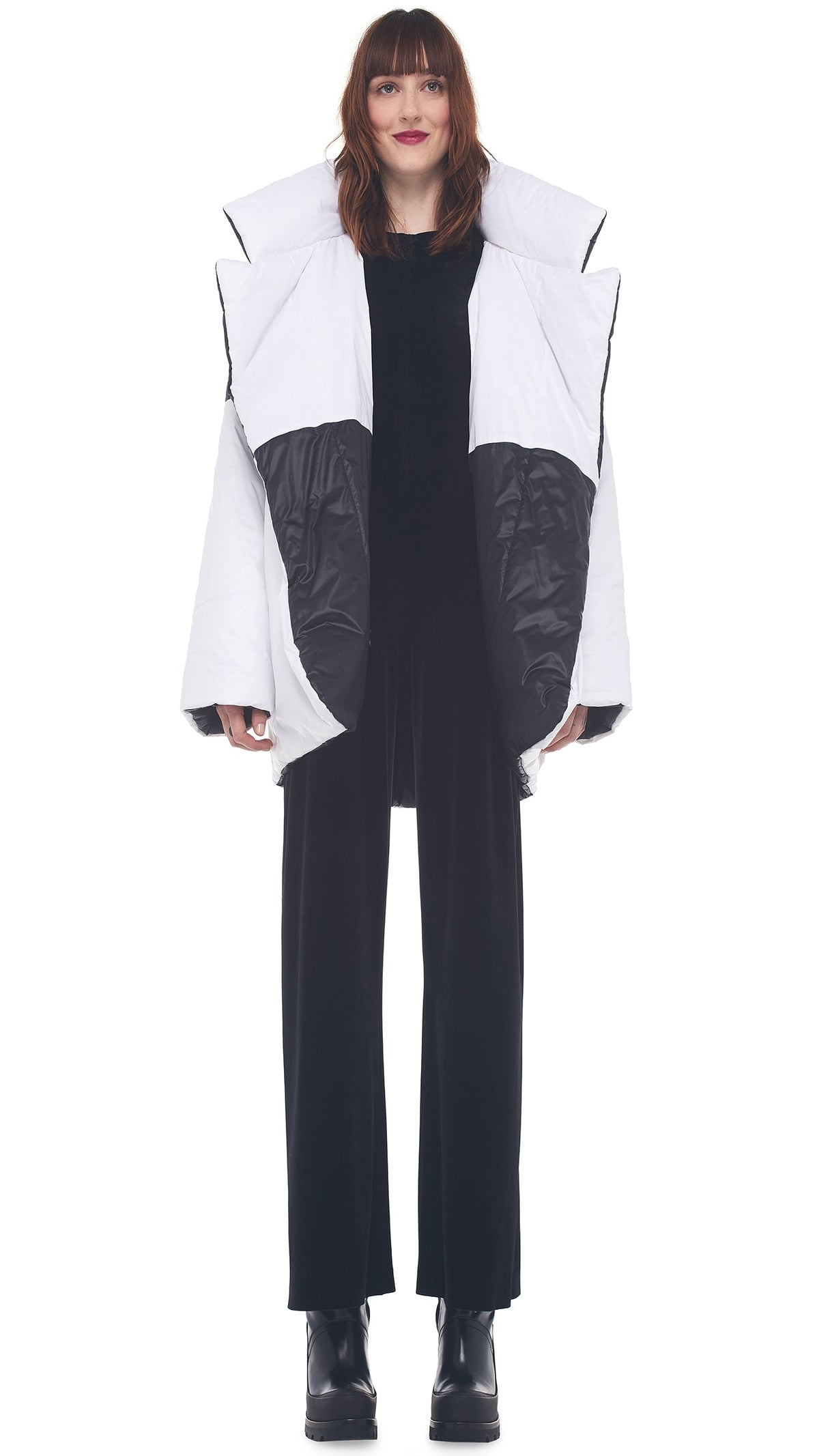 REVERSIBLE SLEEPING BAG COAT Black/White | Norma Kamali Women