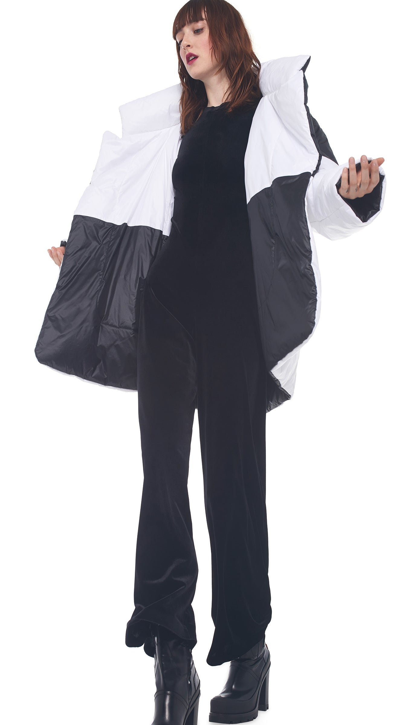 REVERSIBLE SLEEPING BAG COAT Black/White | Norma Kamali Women