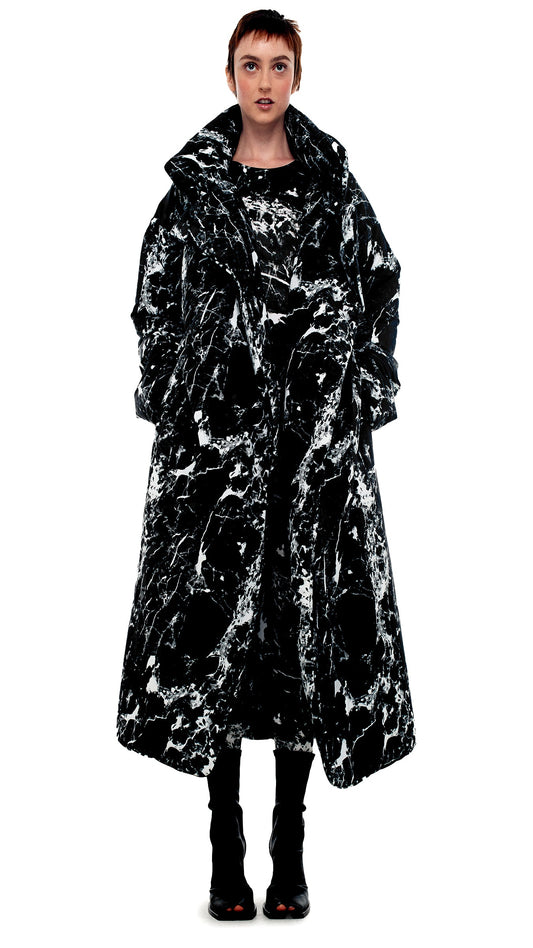 CLASSIC SLEEPING BAG COAT Black Marble | Norma Kamali Women