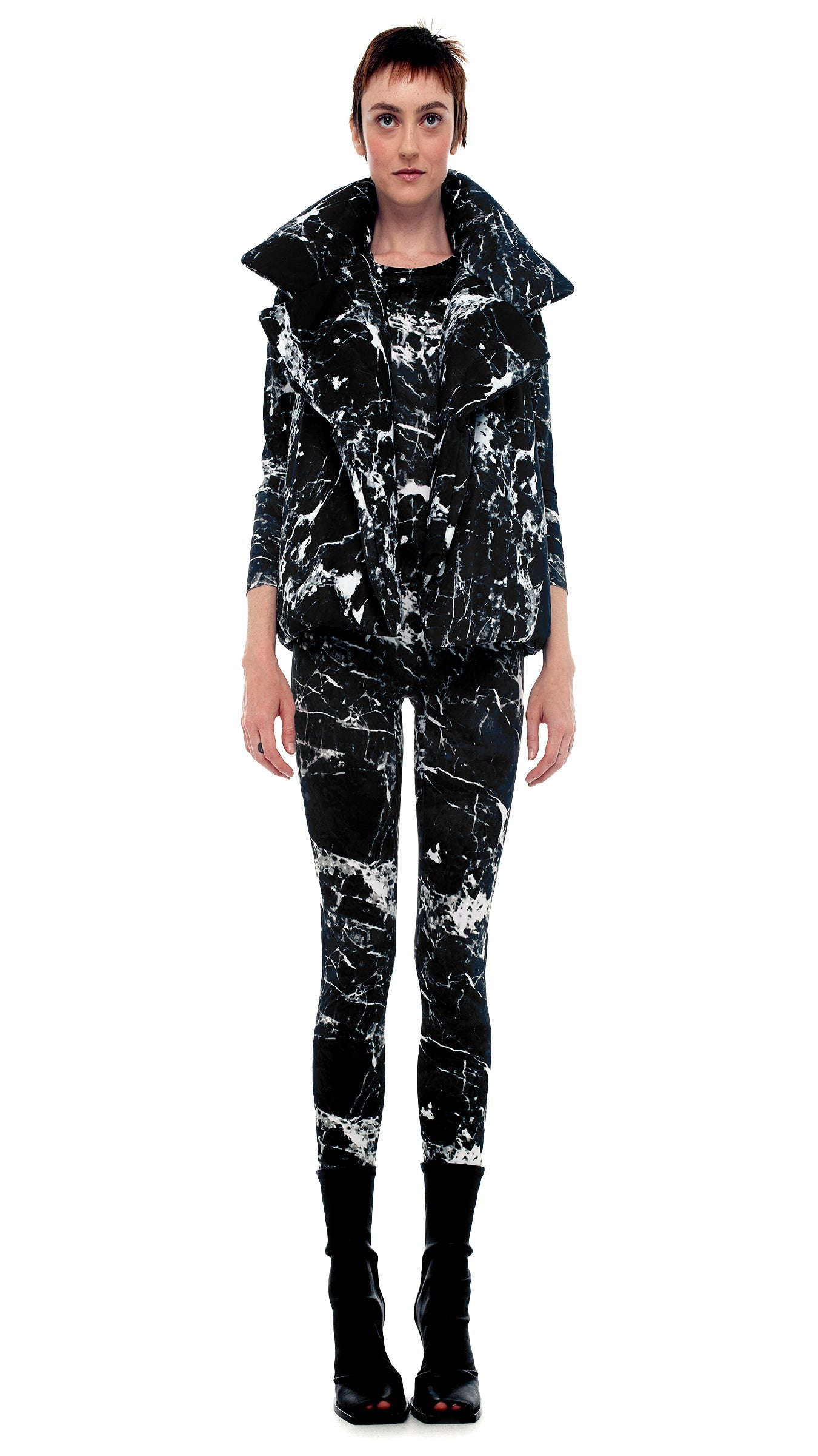 SLEEPING BAG VEST Black Marble | Norma Kamali Women