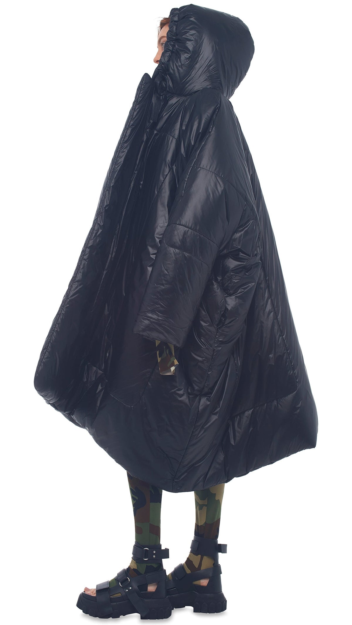 HOODED BLANKET SLEEPING BAG Black | Norma Kamali Women