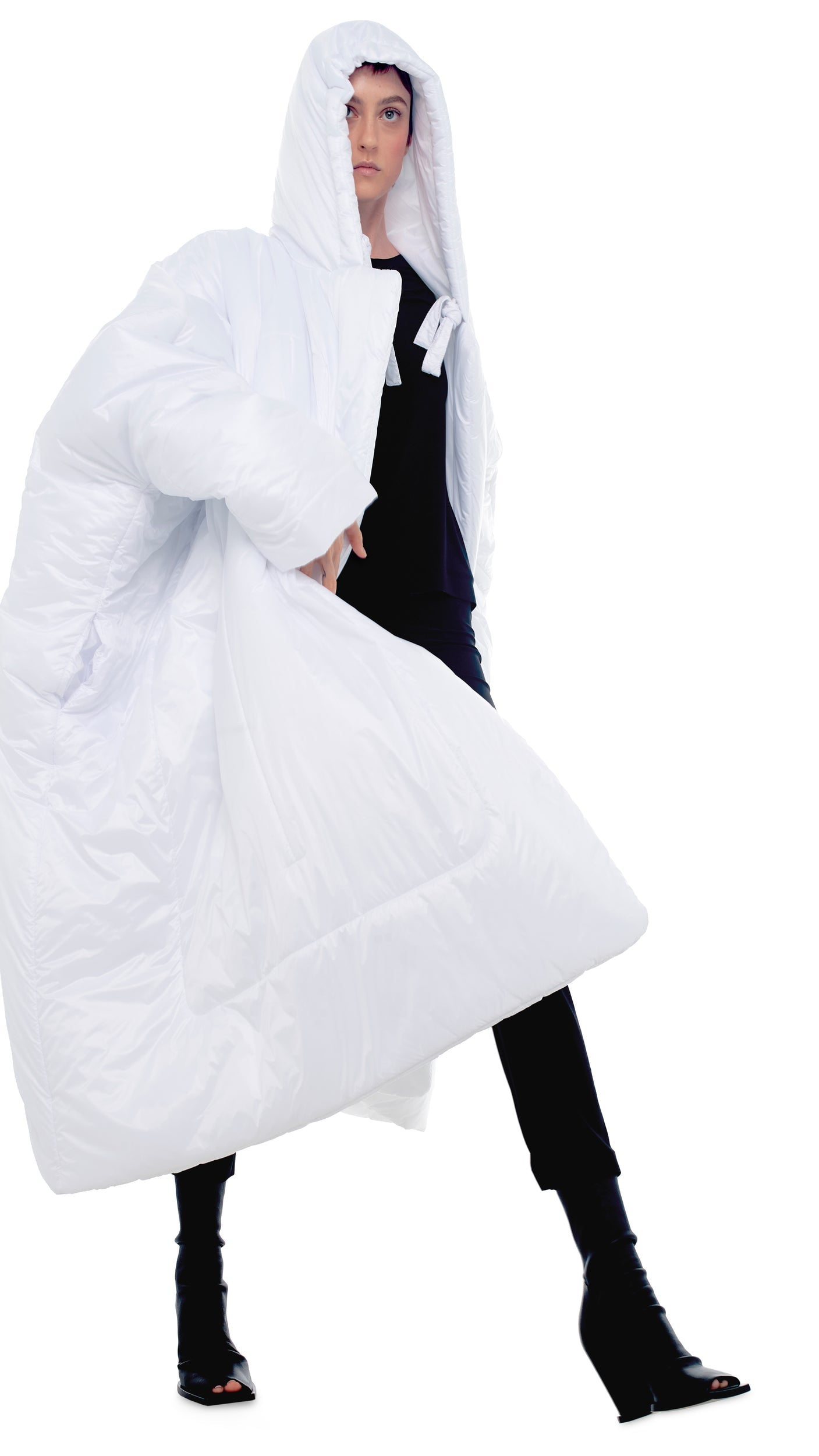 HOODED BLANKET SLEEPING BAG White | Norma Kamali Women