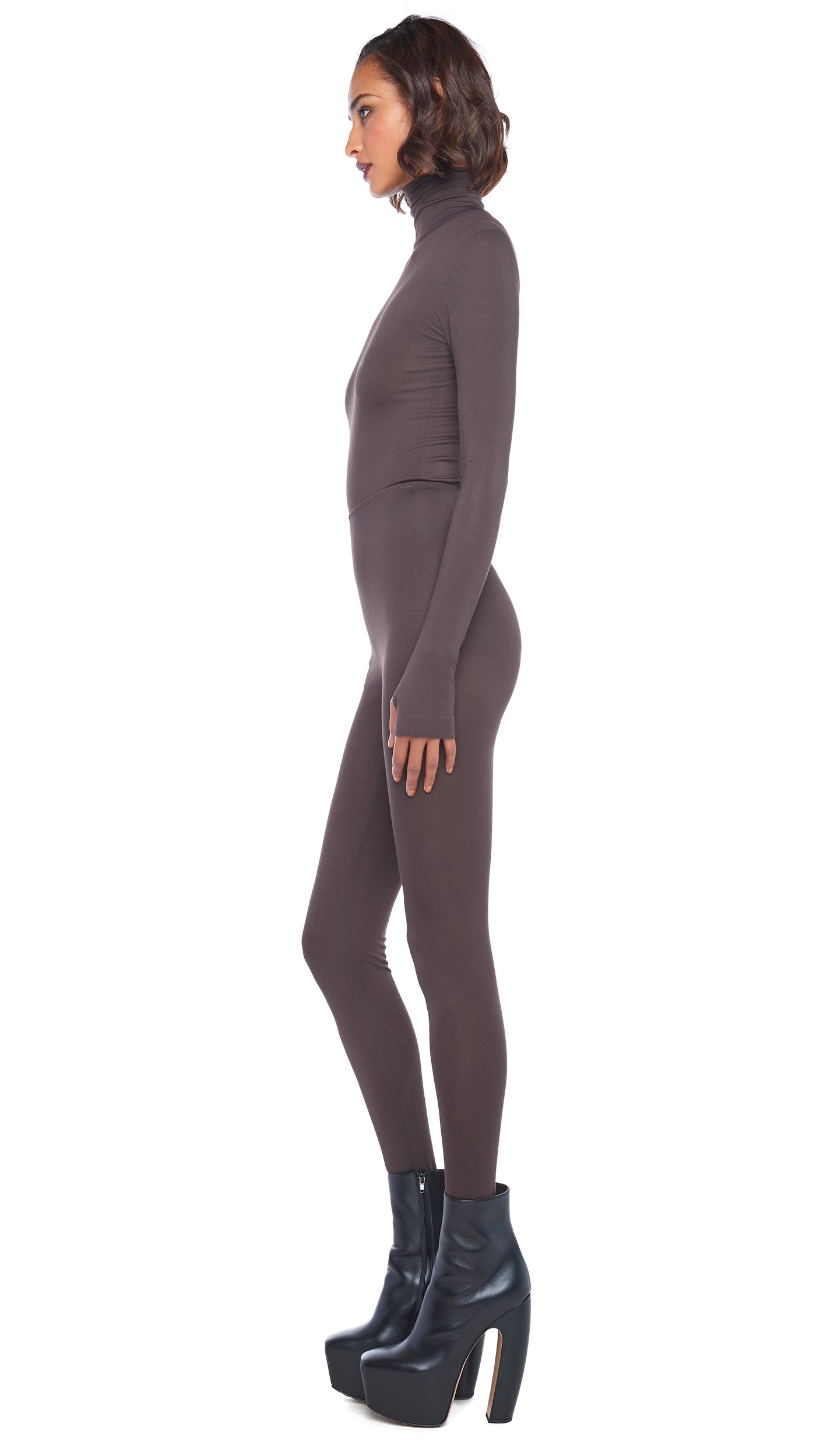 SLIM FIT LONG SLEEVE TURTLE TOP Chocolate | Norma Kamali Women