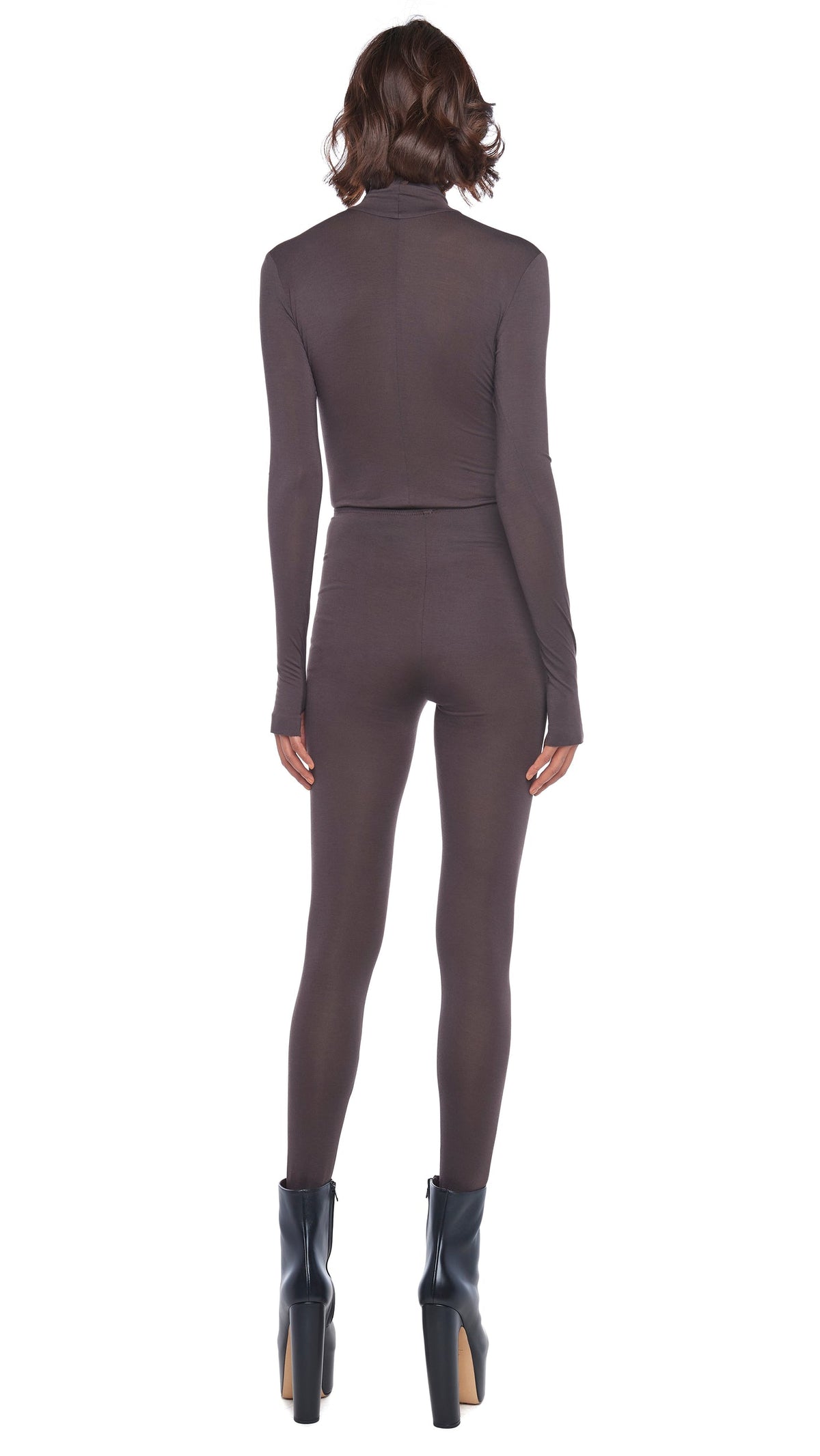 SLIM FIT LONG SLEEVE TURTLE TOP Chocolate | Norma Kamali Women