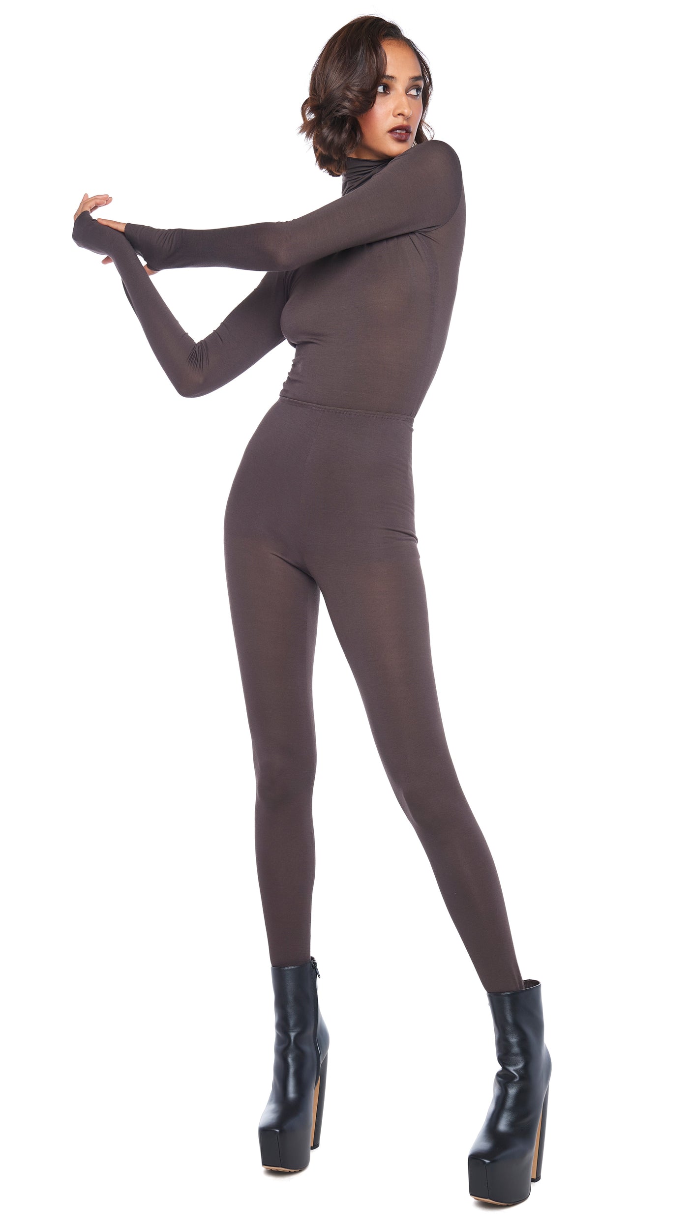 SLIM FIT LONG SLEEVE TURTLE TOP Chocolate | Norma Kamali Women