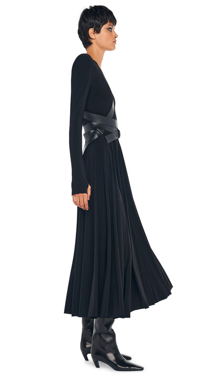 LS SHOULDER PAD V NECK FLARED DRESS Black | Norma Kamali Women