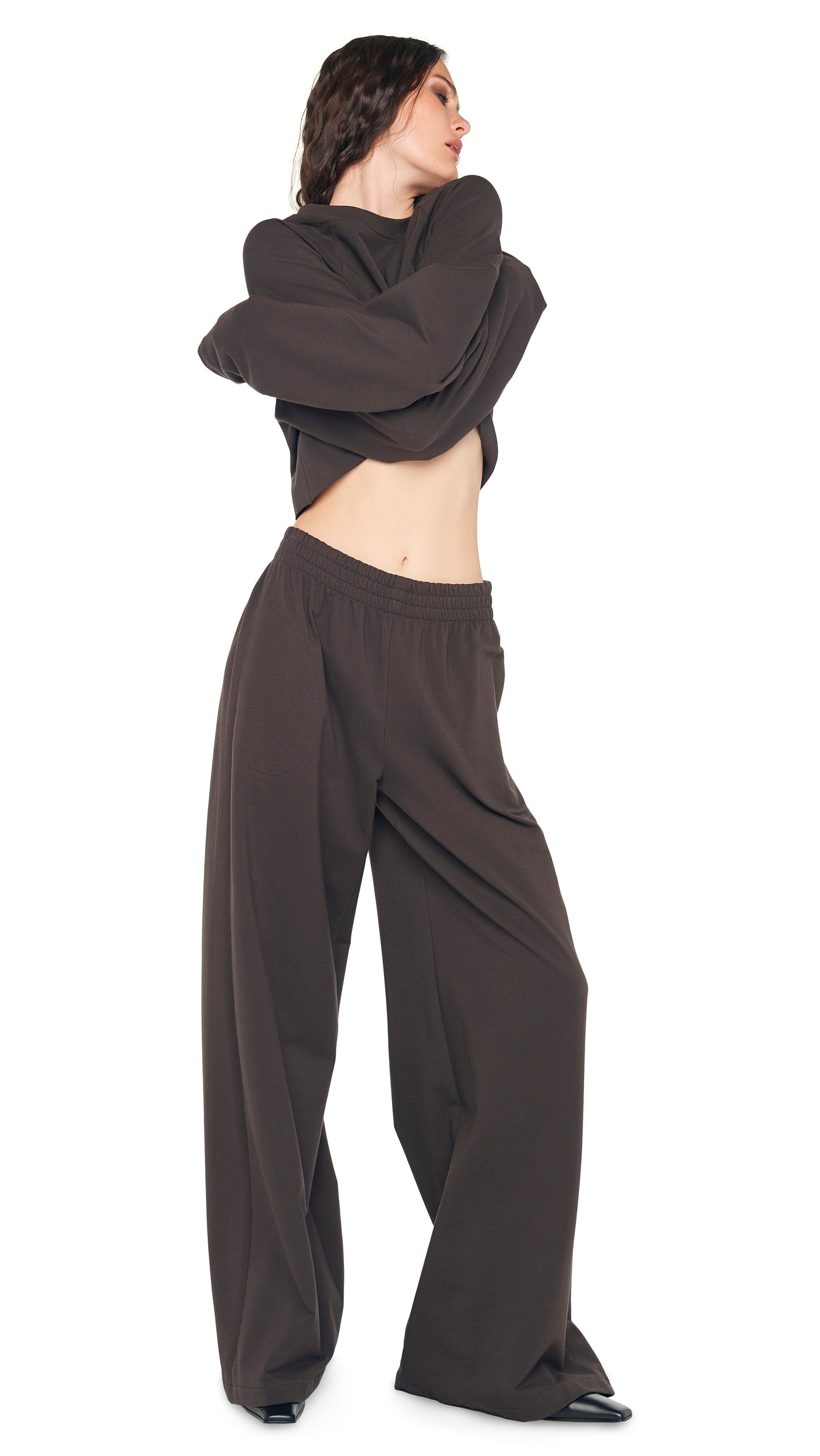 OS RAGLAN SLEEVE CROPPED TOP Espresso | Norma Kamali Women