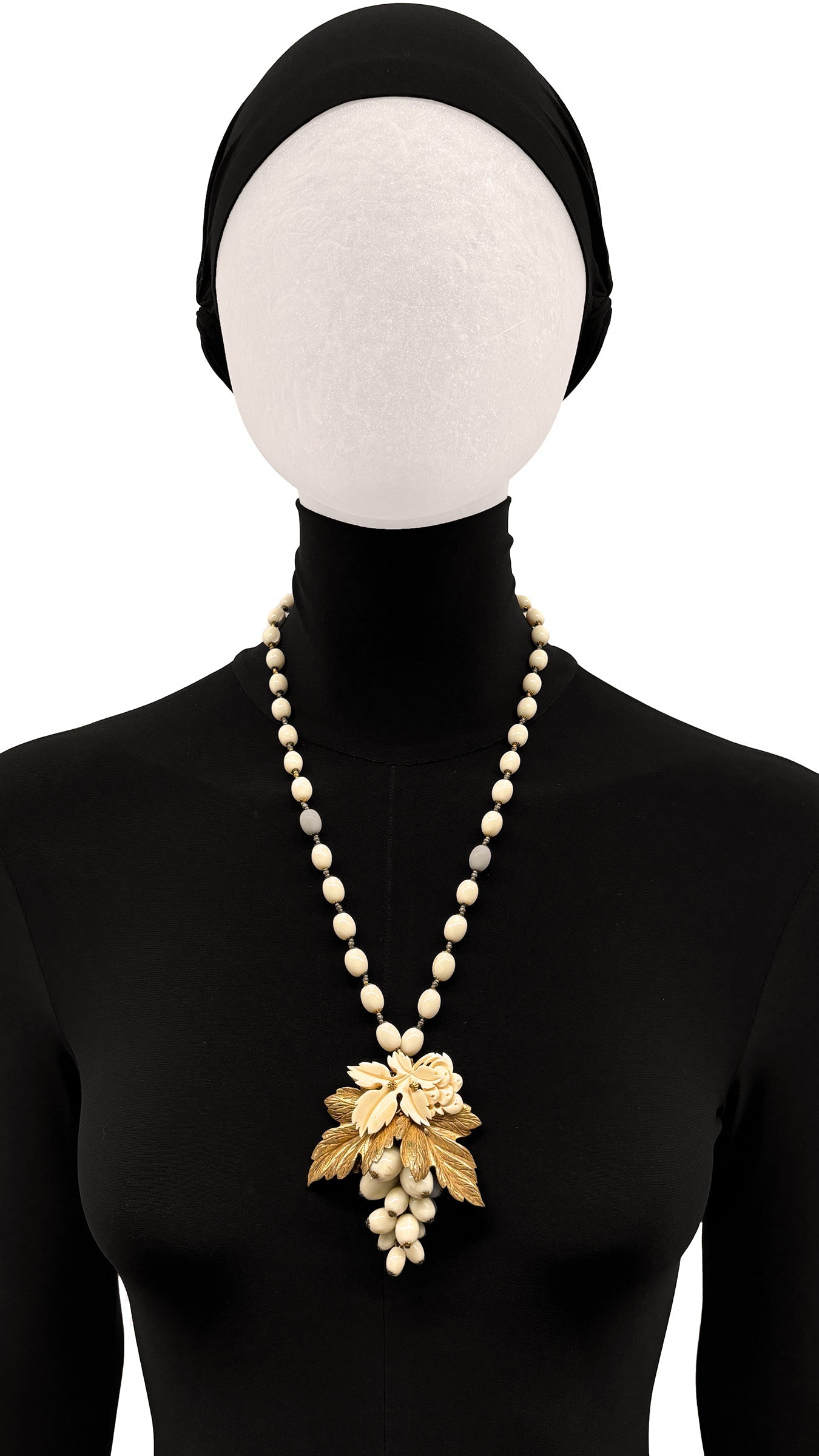 MIRIAM HASKELL BEADED PENDANT NECKLACE  | Norma Kamali Women