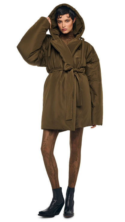 HOODED SLEEPING BAG COAT TO KNEE Bark | Norma Kamali Women